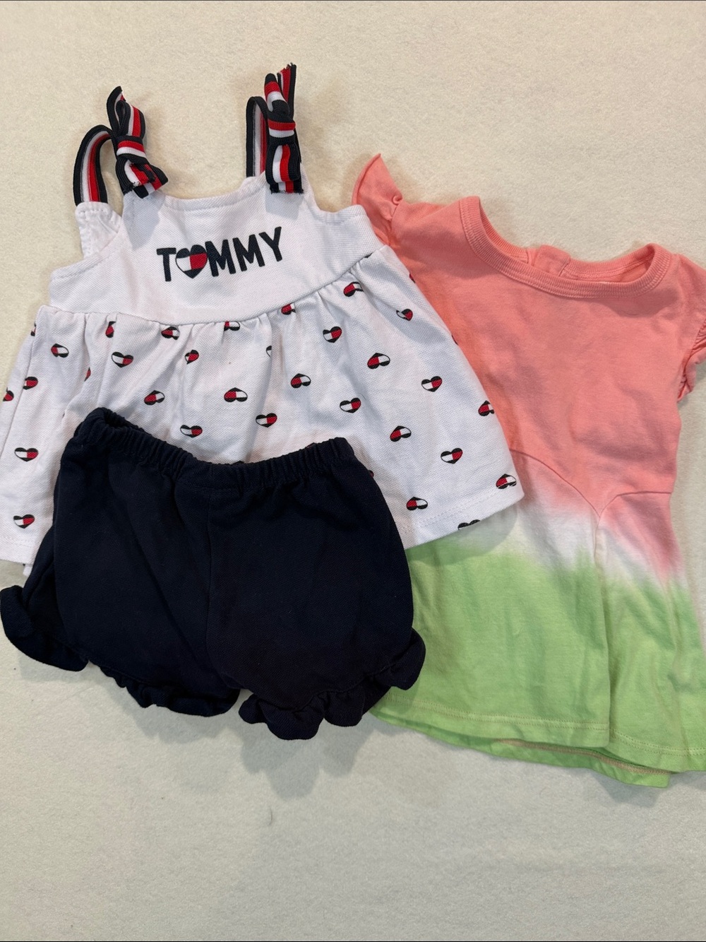 Girl Outfit Lot- Tommy Hilfiger Top & Shorts PLUS coral & green dress Sz 6-9 UU